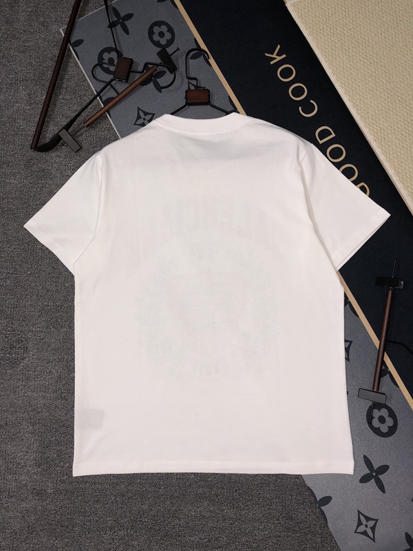 ブランドTシャツ全体デザイン